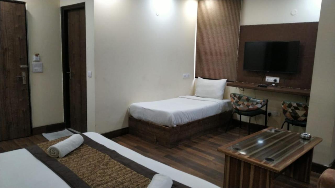 Hotel Singh Continetal Delhi  Exterior foto