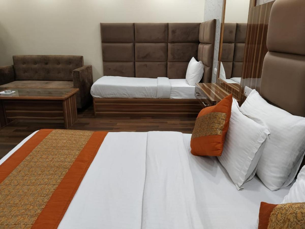 Hotel Singh Continetal Delhi  Exterior foto