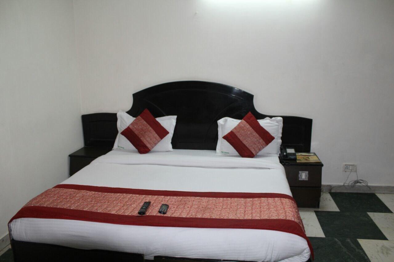 Hotel Singh Continetal Delhi  Exterior foto